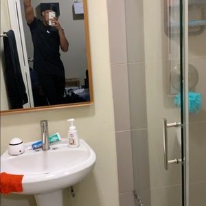 Meet your Posher, Nicholas